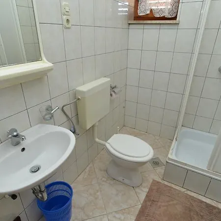 Apartment Blue 324 *